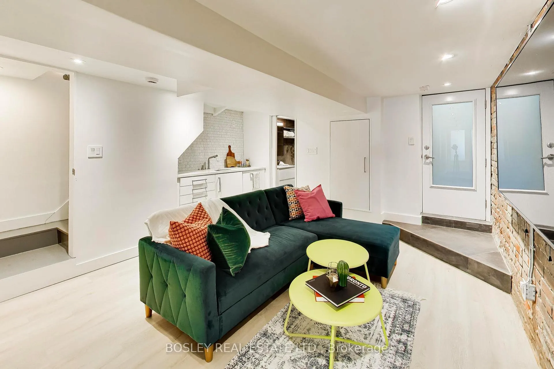 Photo 31 of 16 St Clarens Avenue, Toronto, Little Portugal — HOMEH