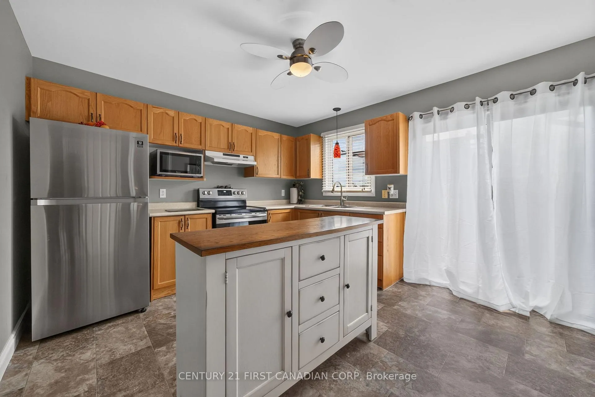 Photo 15 of 70 Juniper Crescent, Strathroy-Caradoc, SE — HOMEH