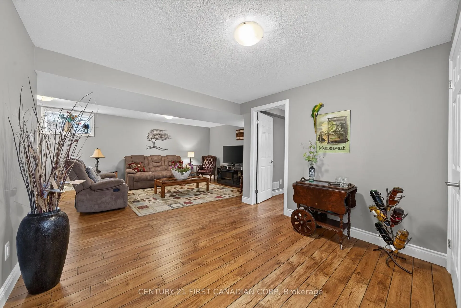Photo 23 of 70 Juniper Crescent, Strathroy-Caradoc, SE — HOMEH