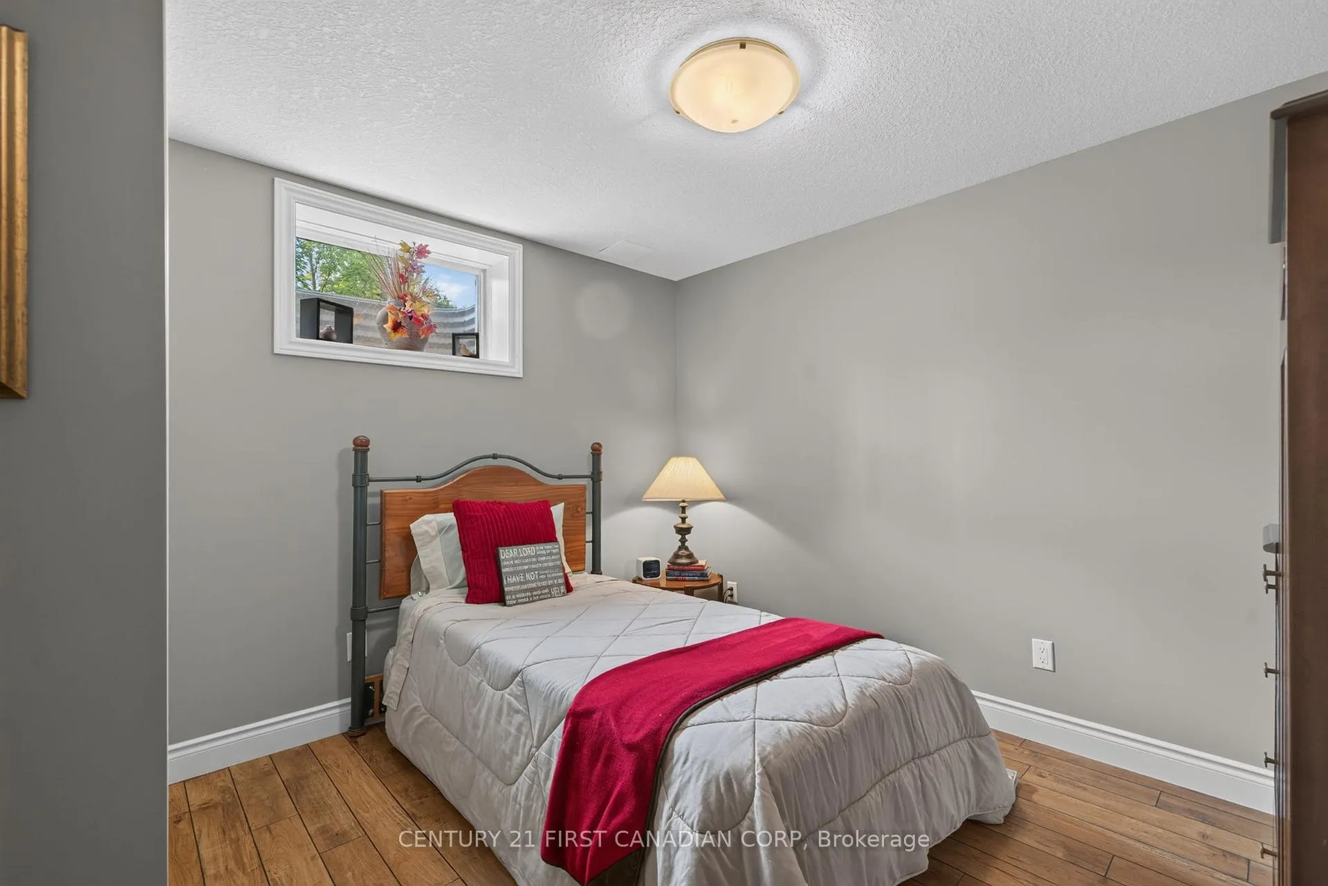 Photo 28 of 70 Juniper Crescent, Strathroy-Caradoc, SE — HOMEH