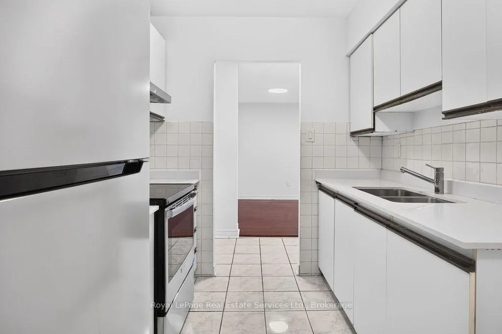 Photo 7 of Unit 1406, 390 Dixon Road, Etobicoke, Kingsview Village-The Westway — HOMEH