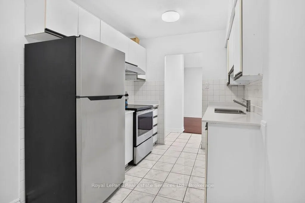 Photo 9 of Unit 1406, 390 Dixon Road, Etobicoke, Kingsview Village-The Westway — HOMEH