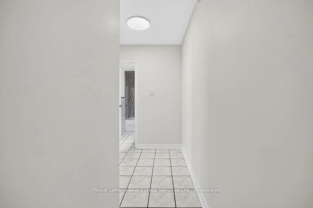 Photo 19 of Unit 1406, 390 Dixon Road, Etobicoke, Kingsview Village-The Westway — HOMEH