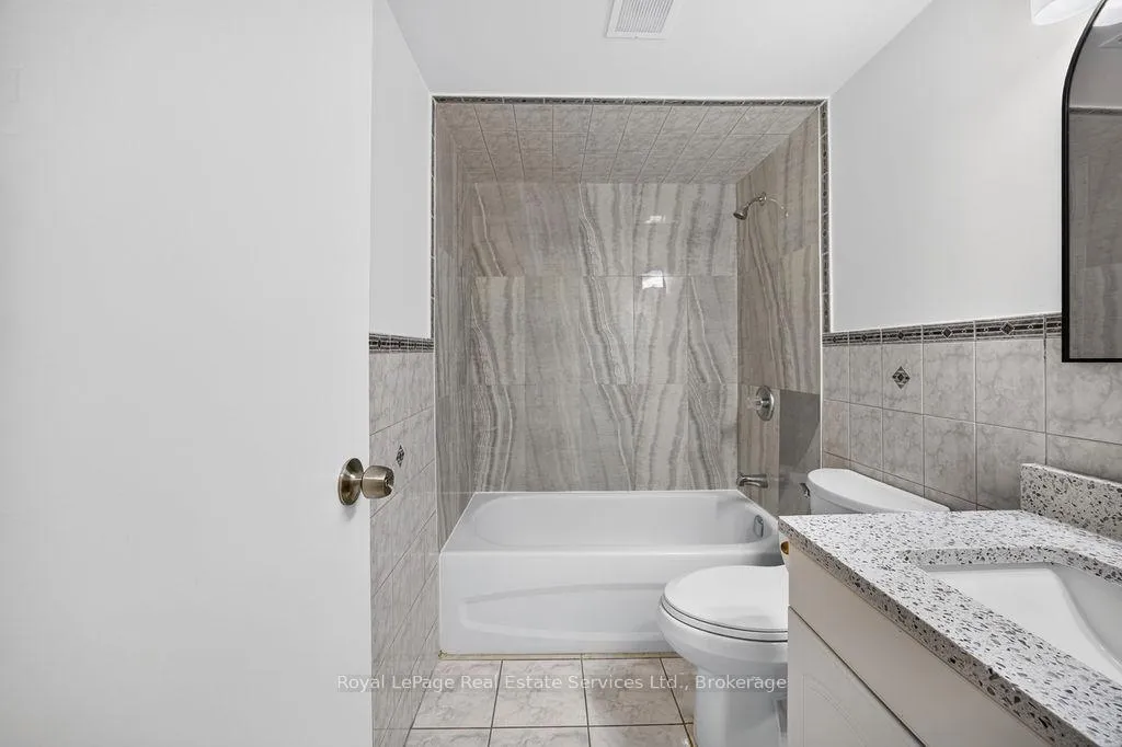 Photo 28 of Unit 1406, 390 Dixon Road, Etobicoke, Kingsview Village-The Westway — HOMEH