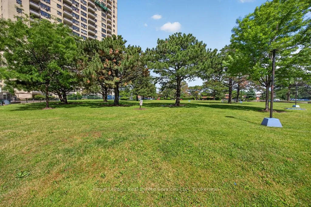 Photo 33 of Unit 1406, 390 Dixon Road, Etobicoke, Kingsview Village-The Westway — HOMEH