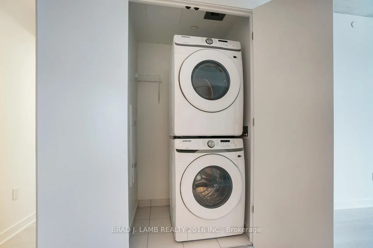 Photo 13 of Unit 1803, 284 King Street E, Toronto, Moss Park — HOMEH