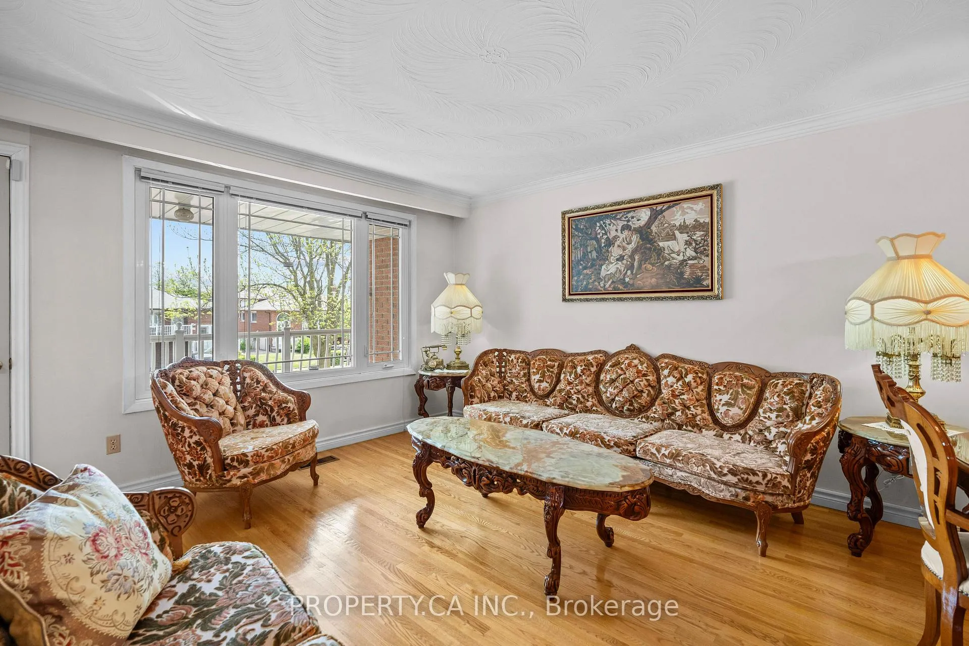 Photo 11 of 48 Navaho Drive, North York, Pleasant View — HOMEH