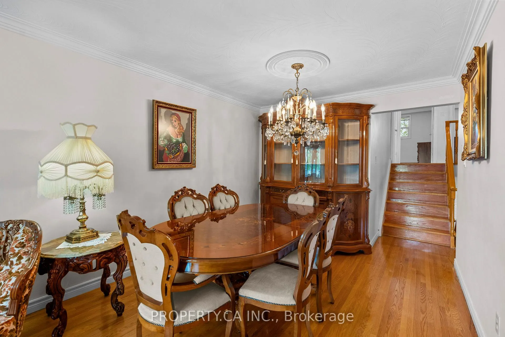 Photo 12 of 48 Navaho Drive, North York, Pleasant View — HOMEH
