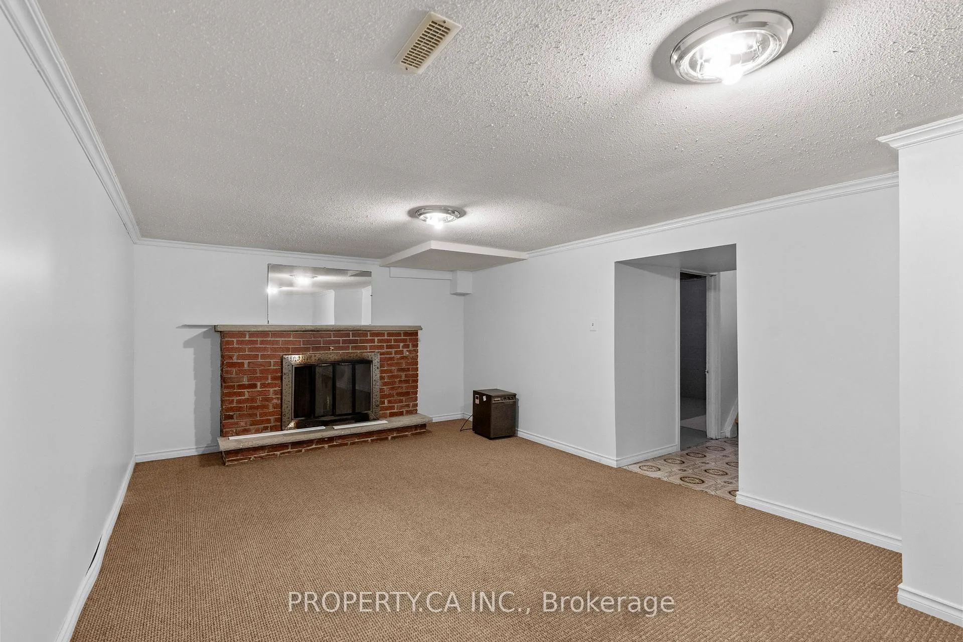 Photo 26 of 48 Navaho Drive, North York, Pleasant View — HOMEH