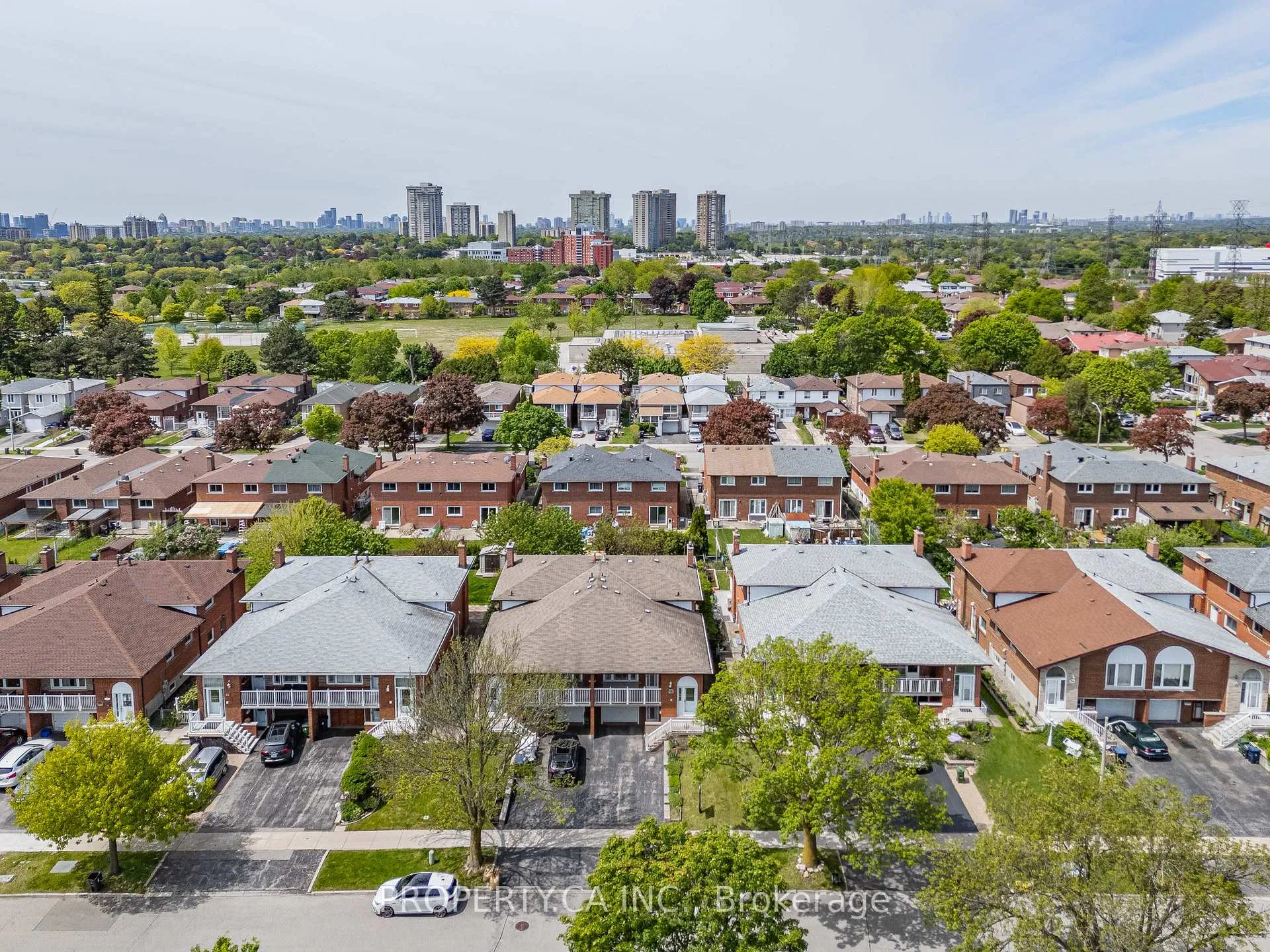 Photo 31 of 48 Navaho Drive, North York, Pleasant View — HOMEH