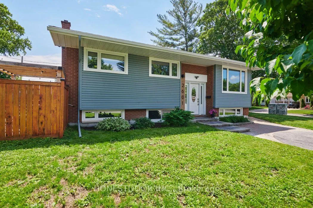 Photo 2 of 2601 Needham Crescent, Ottawa, Brookfield Gardens — HOMEH