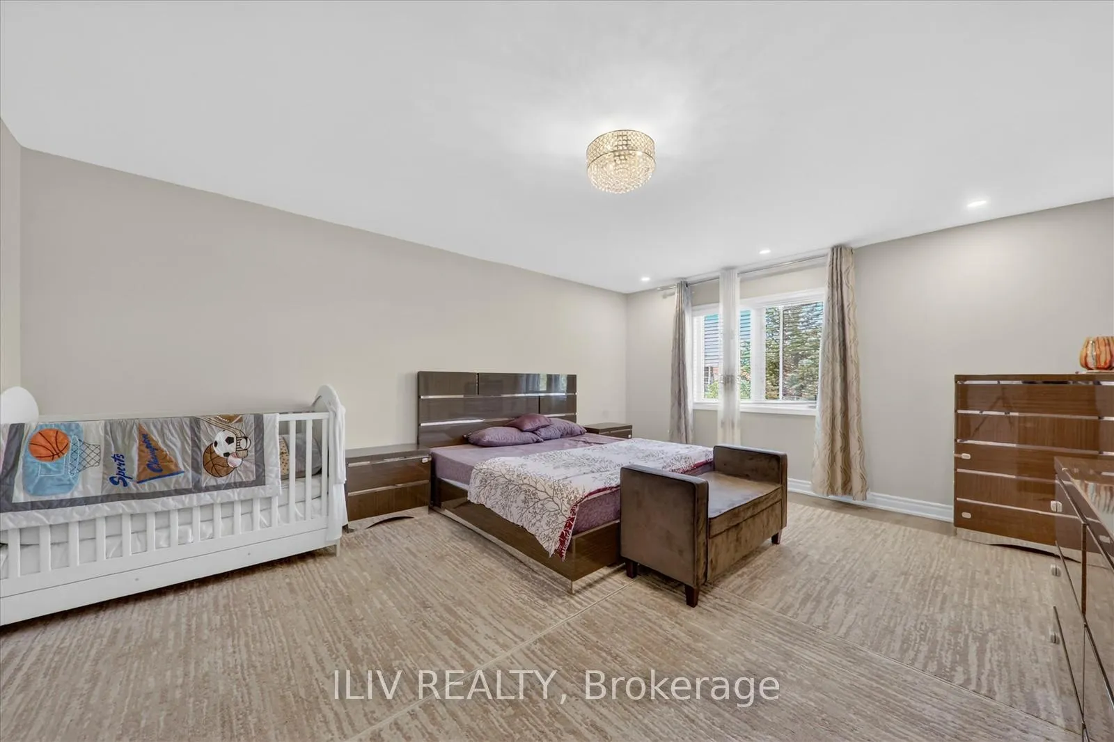 Photo 12 of Unit Main, 16 Angela Court, Markham, Middlefield — HOMEH