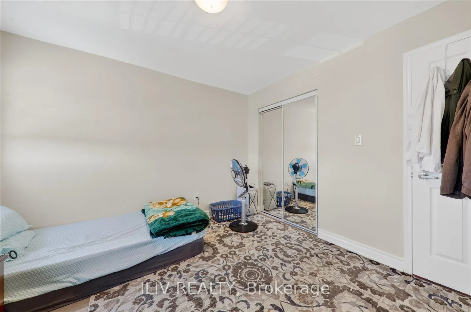Photo 23 of Unit Main, 16 Angela Court, Markham, Middlefield — HOMEH