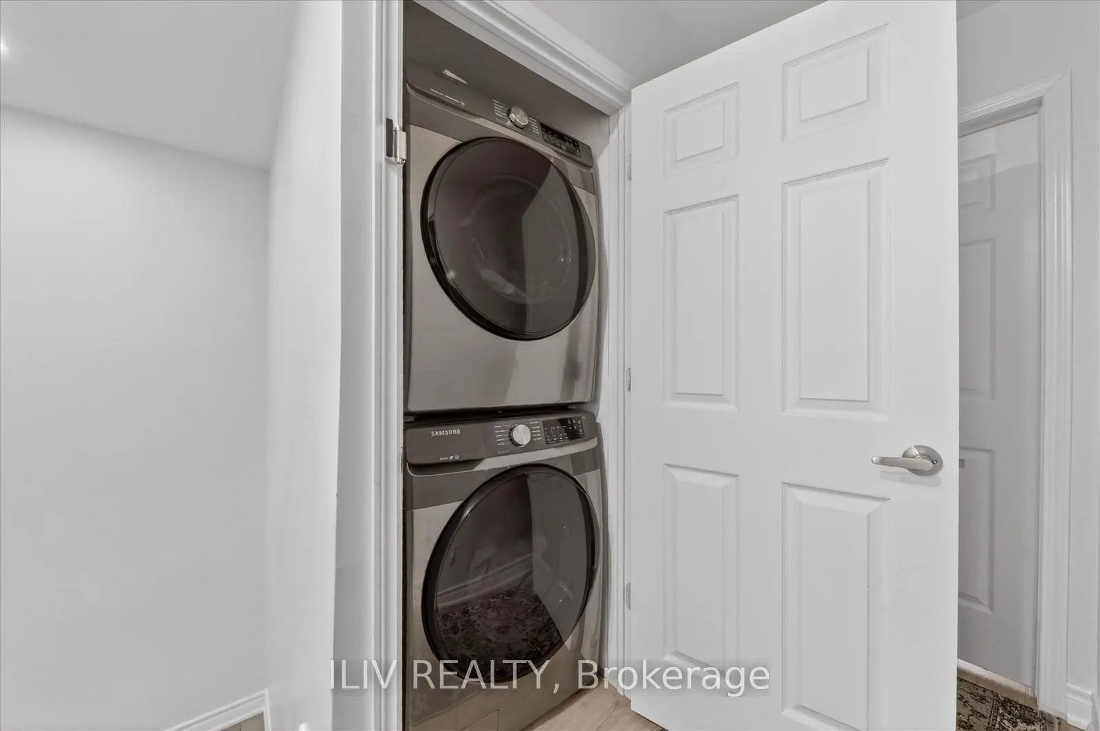 Photo 24 of Unit Main, 16 Angela Court, Markham, Middlefield — HOMEH