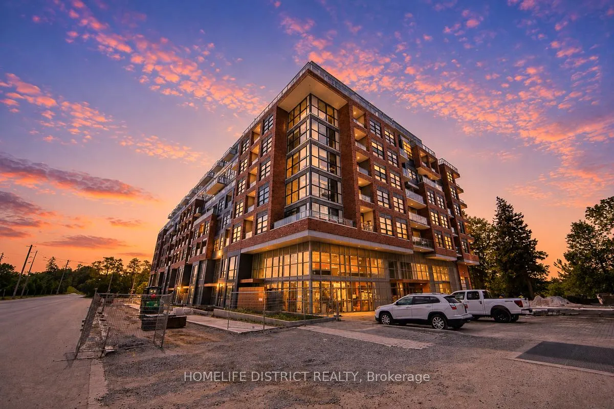 Front of Unit 424, 1635 Military Trail