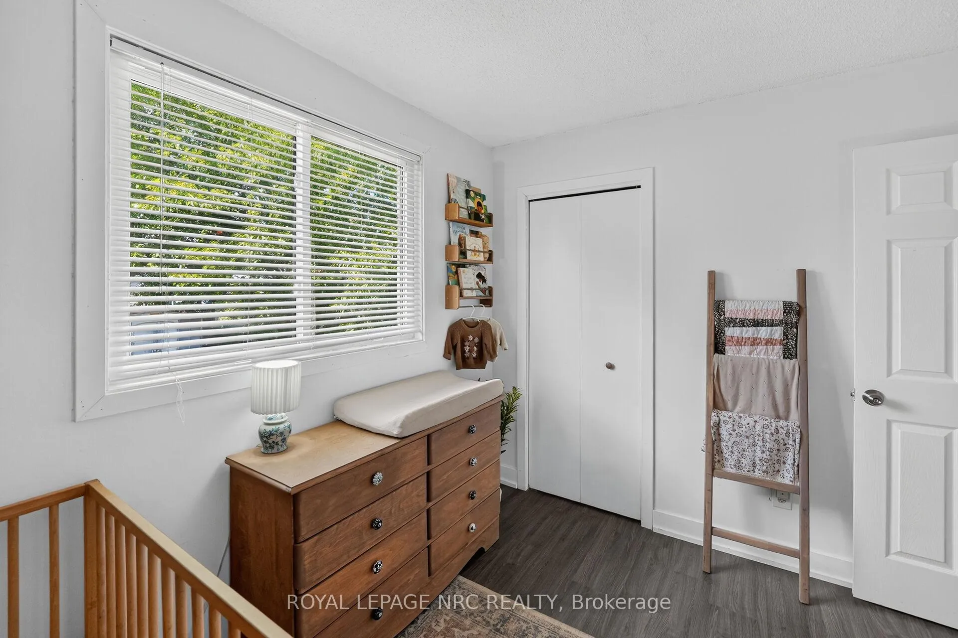 Photo 14 of 17 Allan Drive, St. Catharines, Fairview — HOMEH