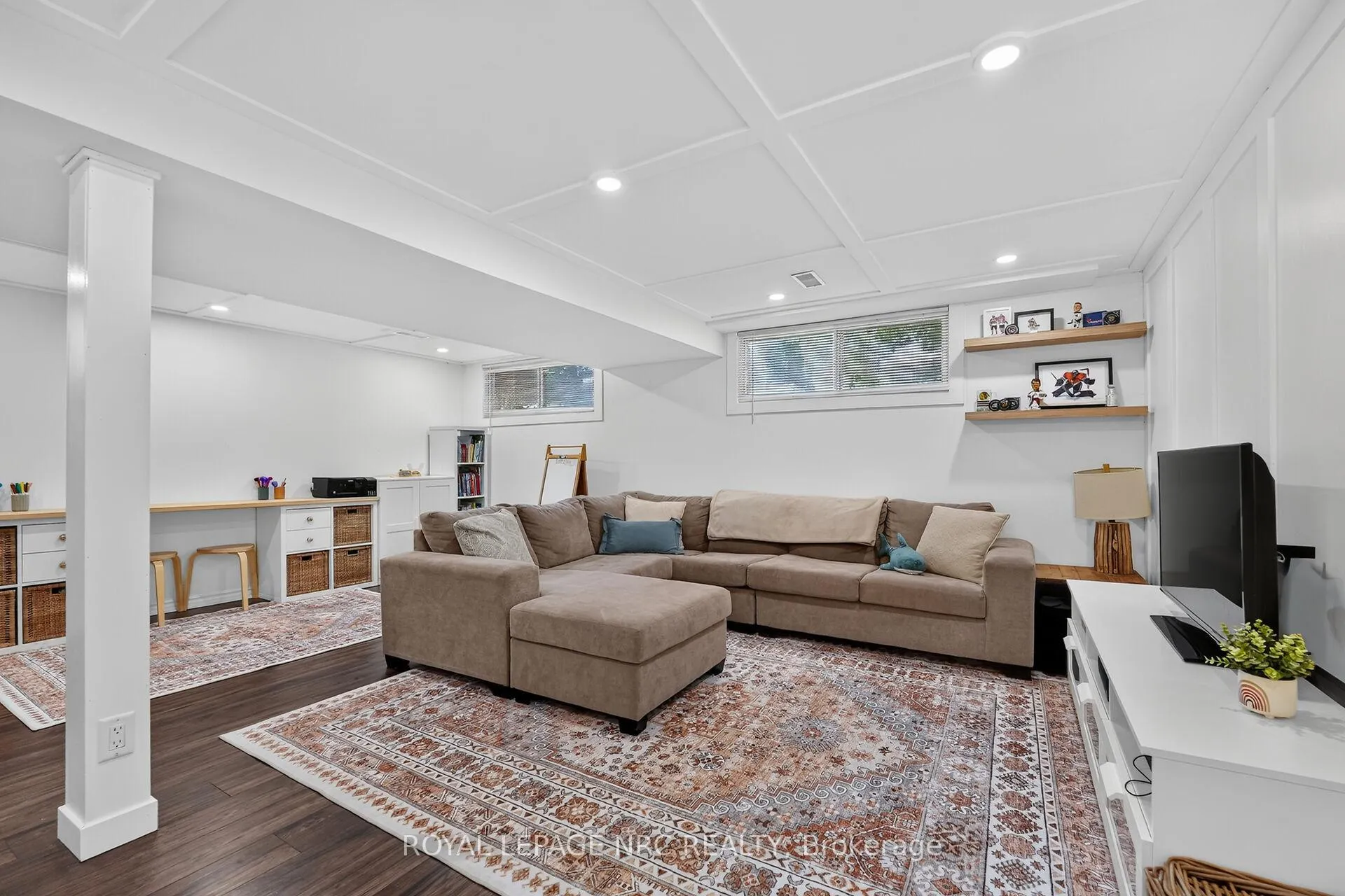 Photo 21 of 17 Allan Drive, St. Catharines, Fairview — HOMEH
