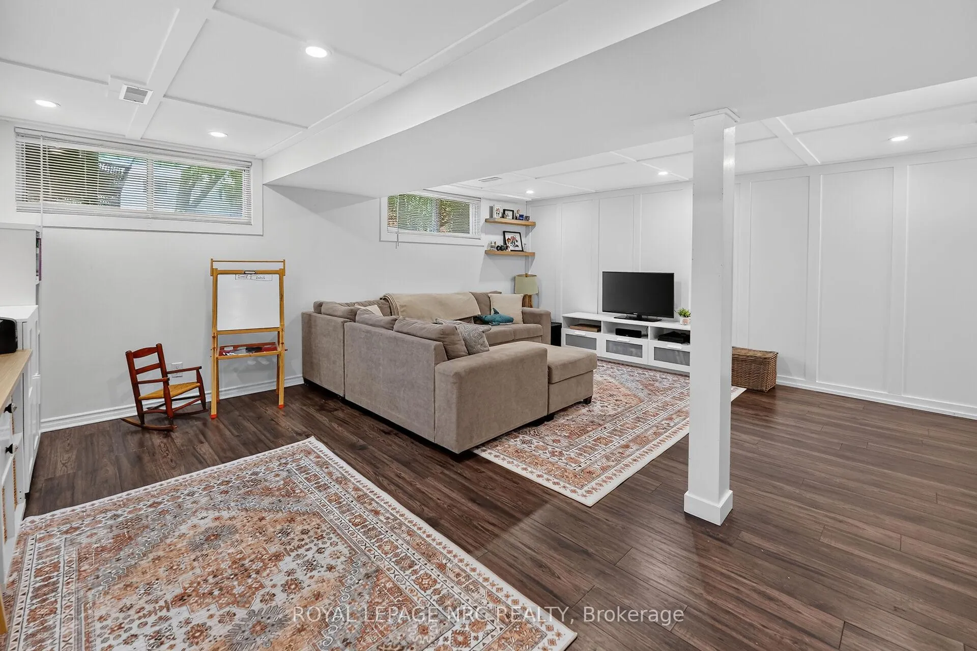 Photo 24 of 17 Allan Drive, St. Catharines, Fairview — HOMEH