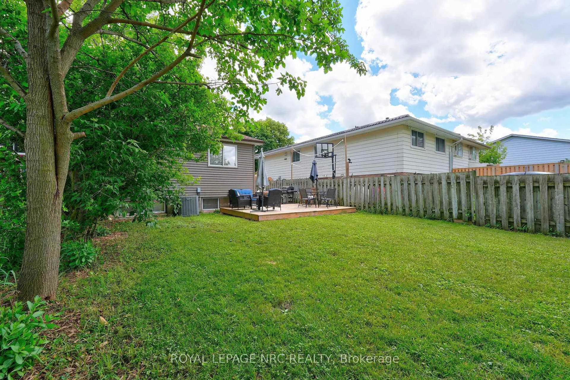 Photo 28 of 17 Allan Drive, St. Catharines, Fairview — HOMEH