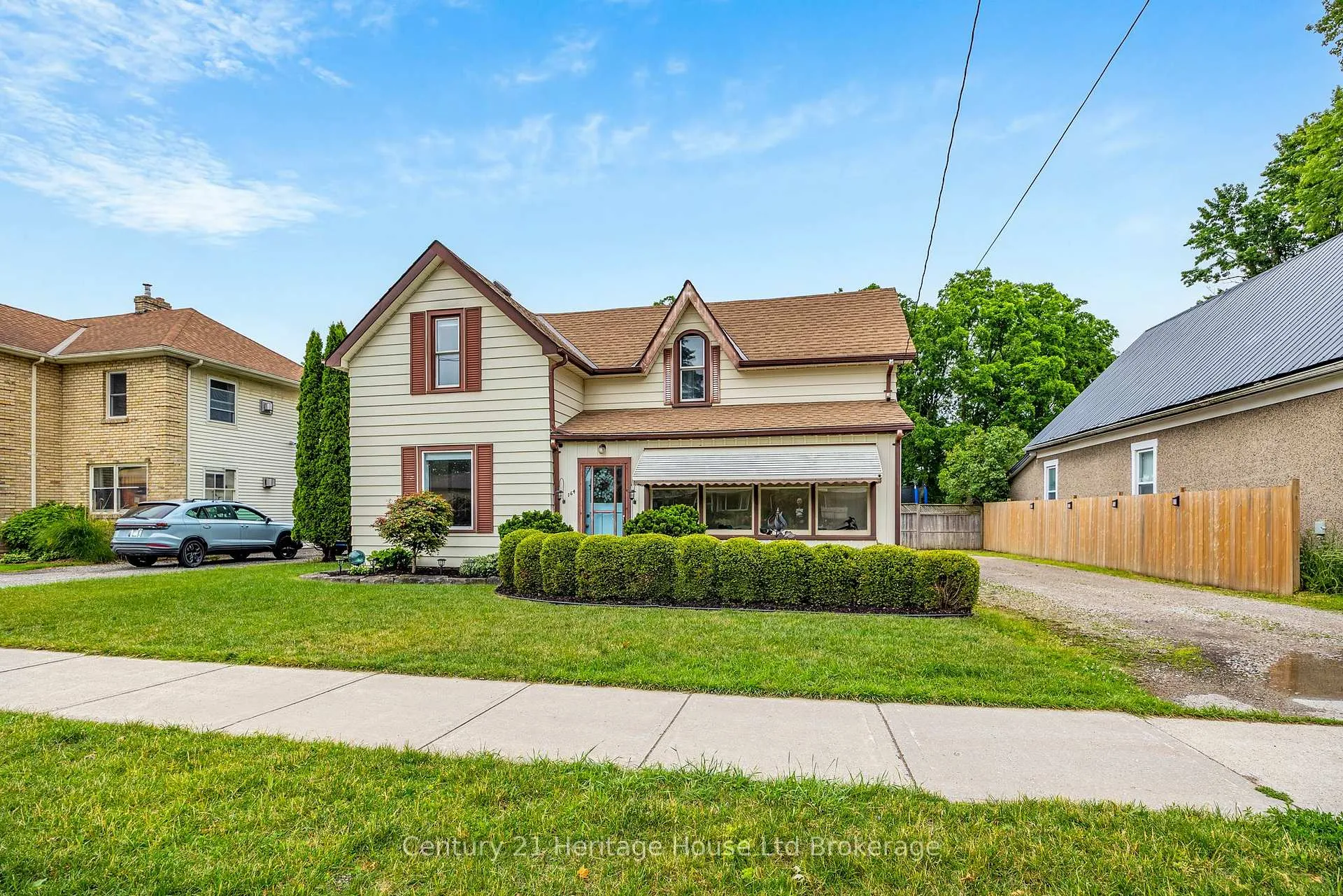 Photo 2 of 164 George Street, Zorra, Thamesford — HOMEH