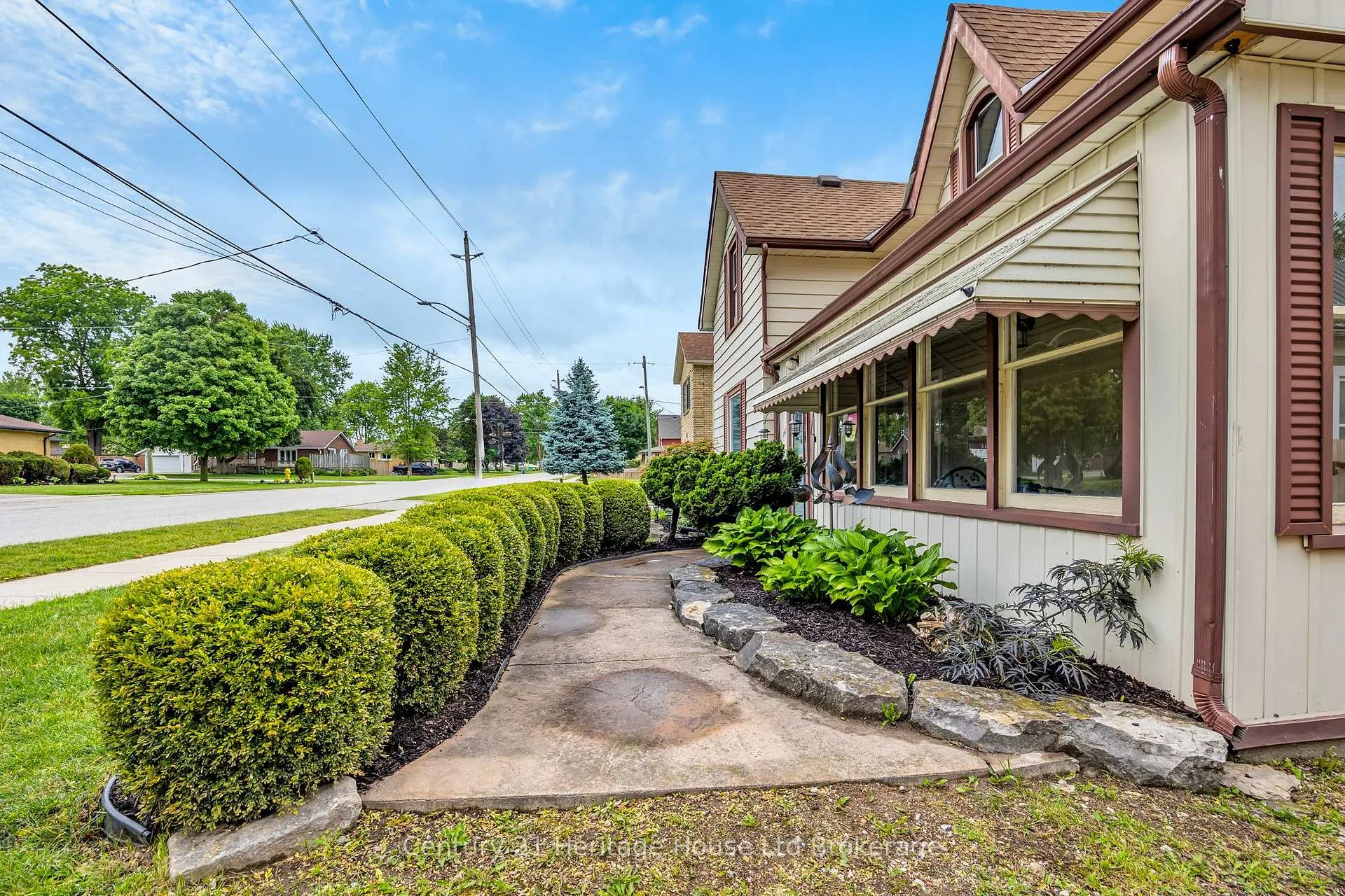 Photo 5 of 164 George Street, Zorra, Thamesford — HOMEH