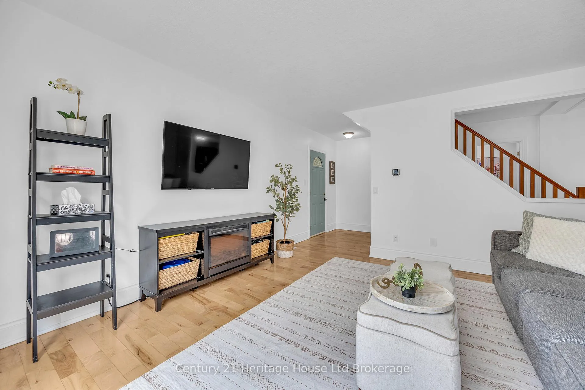 Photo 7 of 164 George Street, Zorra, Thamesford — HOMEH