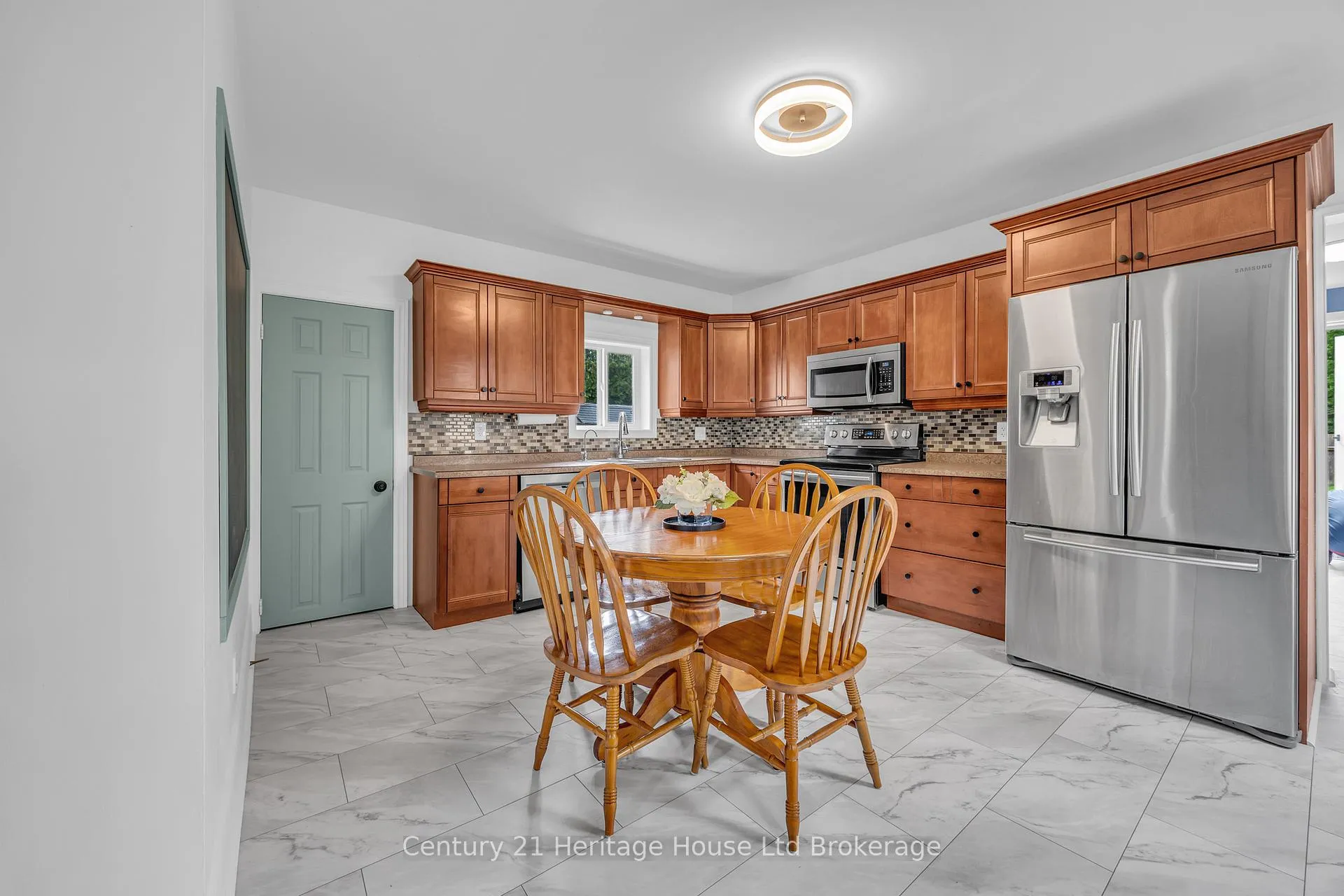 Photo 12 of 164 George Street, Zorra, Thamesford — HOMEH