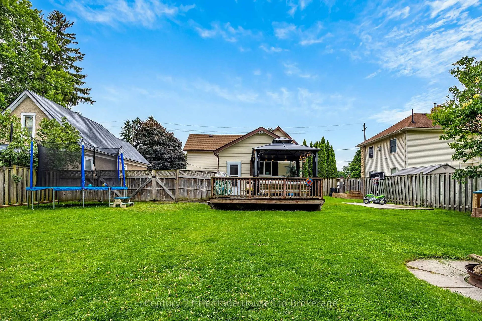 Photo 40 of 164 George Street, Zorra, Thamesford — HOMEH