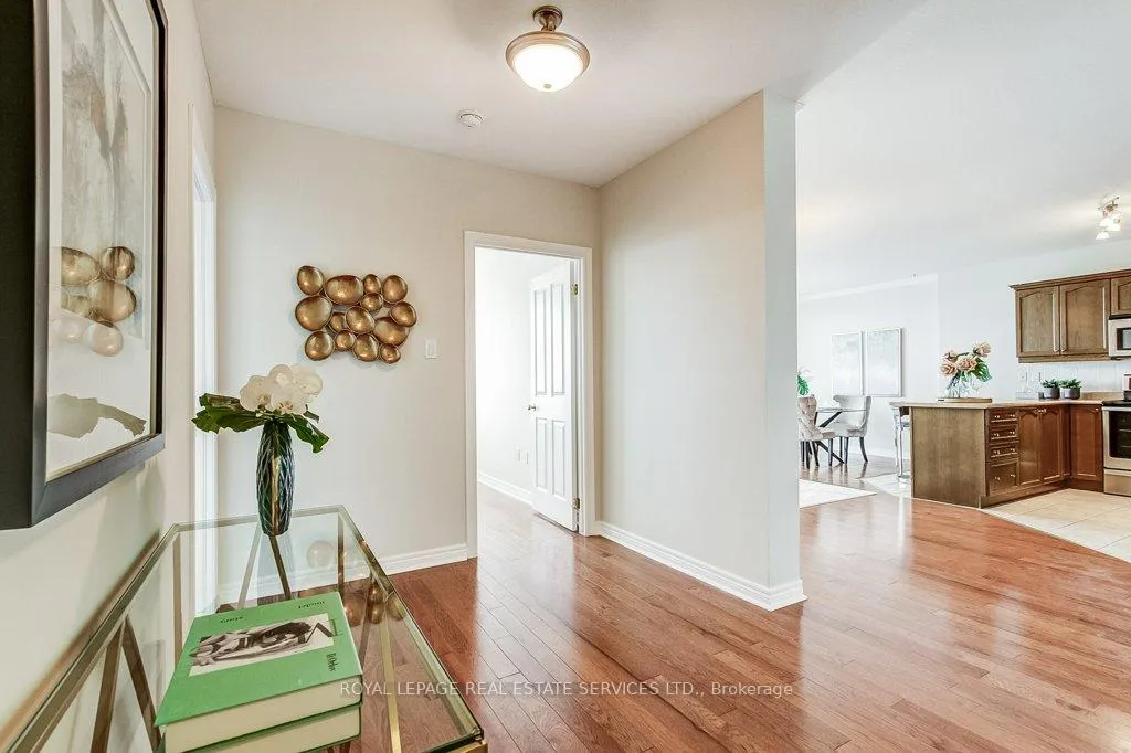 Photo 15 of Unit 903, 1998 Ironstone Drive, Burlington, Uptown — HOMEH