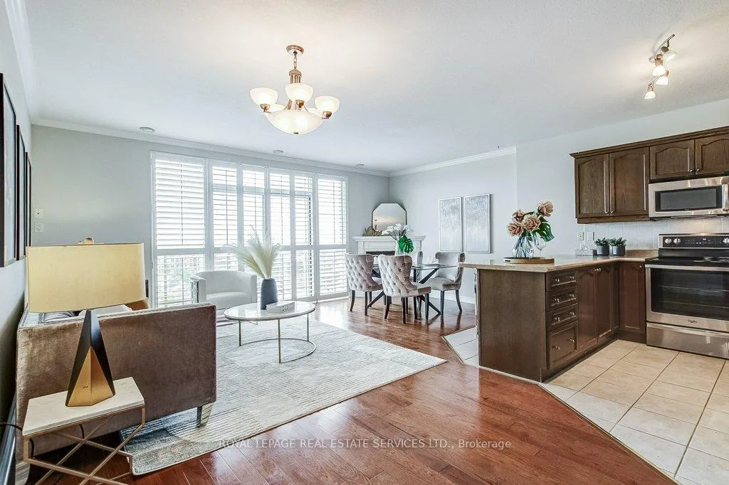 Photo 16 of Unit 903, 1998 Ironstone Drive, Burlington, Uptown — HOMEH