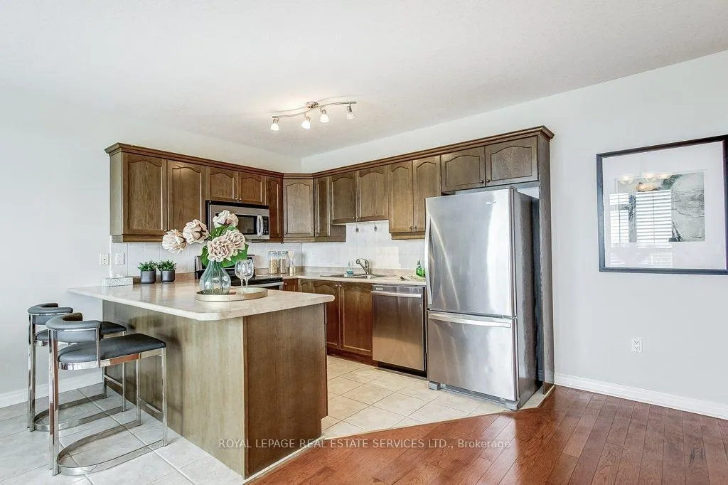 Photo 21 of Unit 903, 1998 Ironstone Drive, Burlington, Uptown — HOMEH