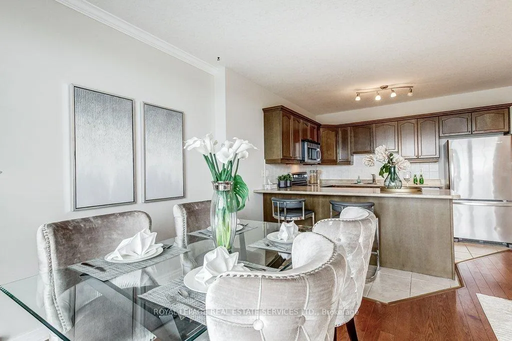 Photo 24 of Unit 903, 1998 Ironstone Drive, Burlington, Uptown — HOMEH