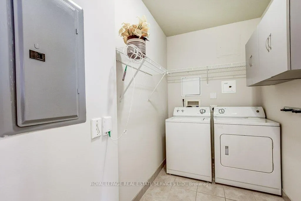 Photo 37 of Unit 903, 1998 Ironstone Drive, Burlington, Uptown — HOMEH