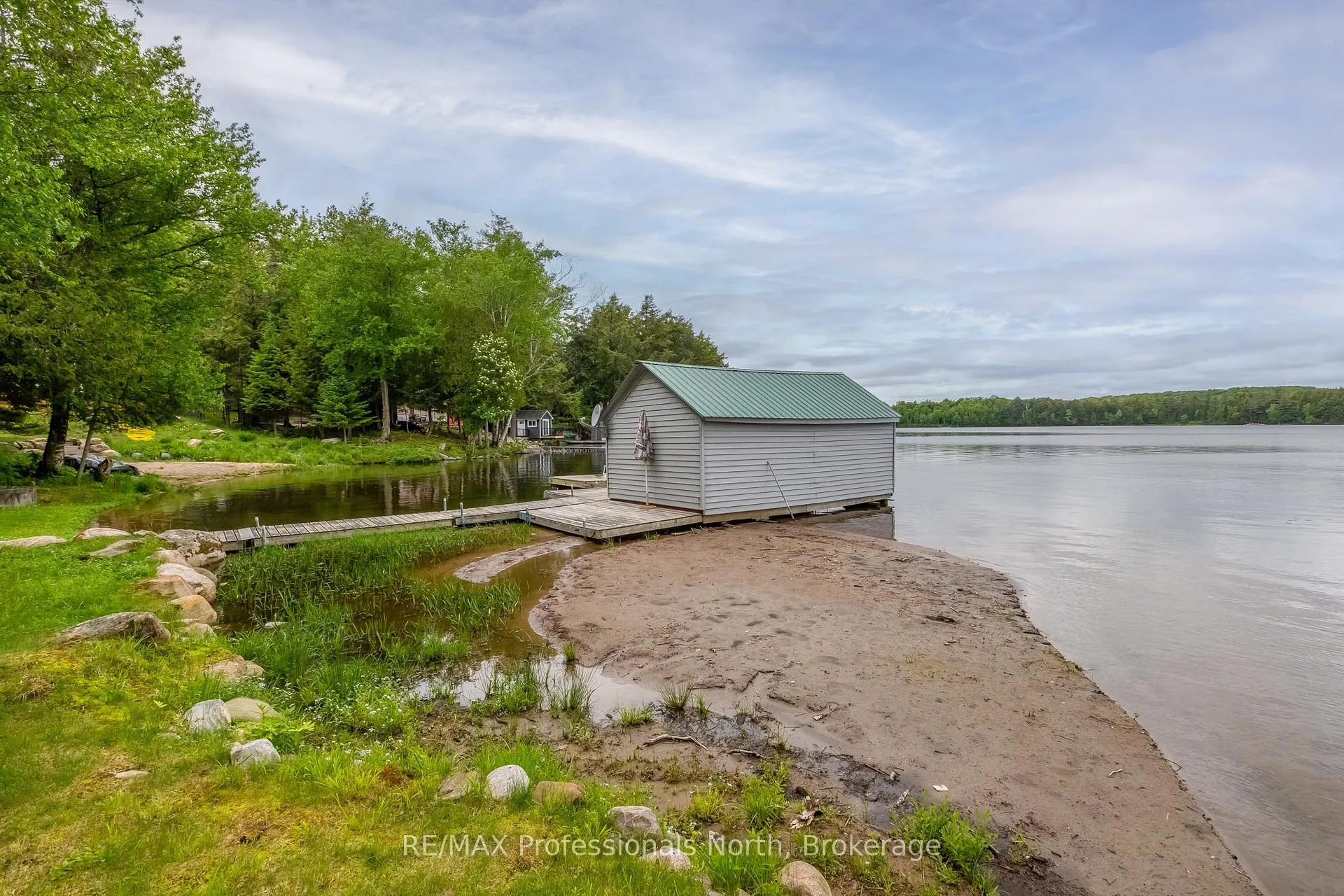 Photo 10 of 339 Sunnylea Avenue, Armour, Katrine — HOMEH