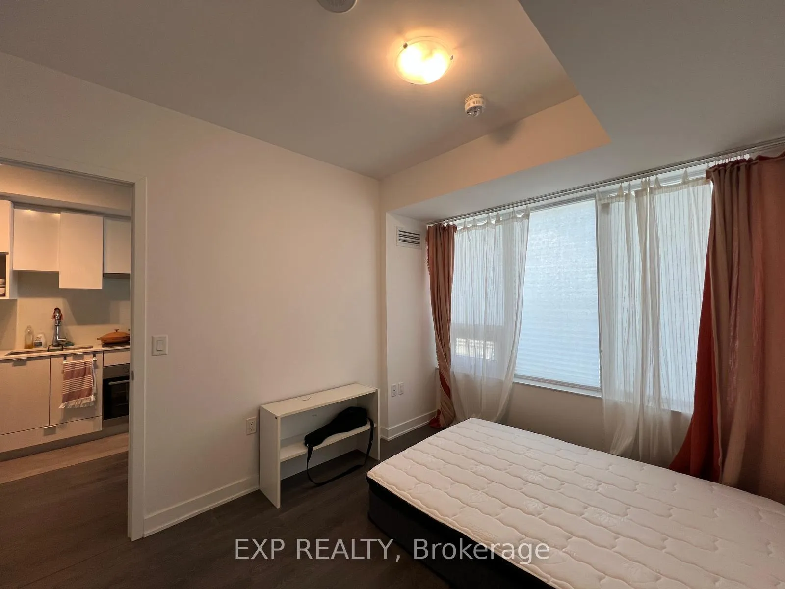Photo 9 of Unit 2713, 195 Redpath Avenue, Toronto, Mount Pleasant West — HOMEH