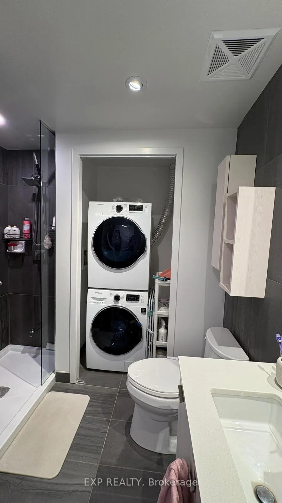 Photo 10 of Unit 2713, 195 Redpath Avenue, Toronto, Mount Pleasant West — HOMEH