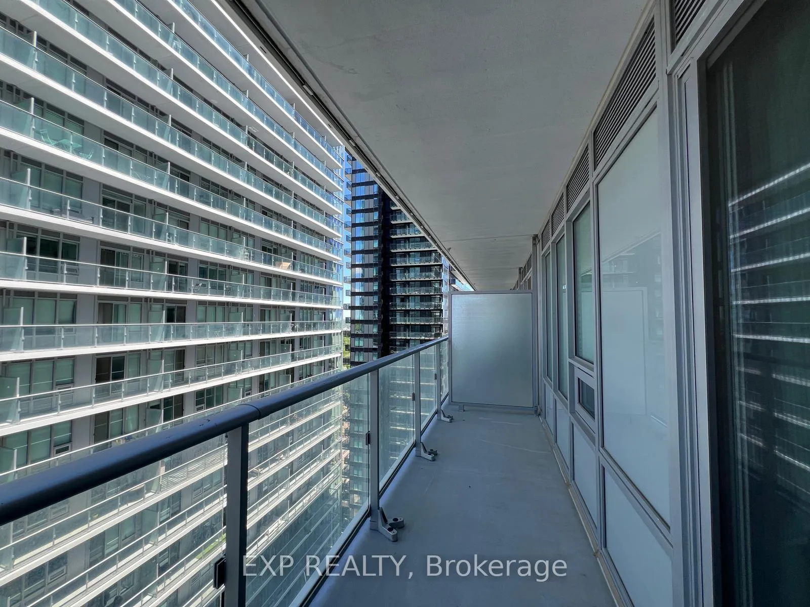 Photo 13 of Unit 2713, 195 Redpath Avenue, Toronto, Mount Pleasant West — HOMEH