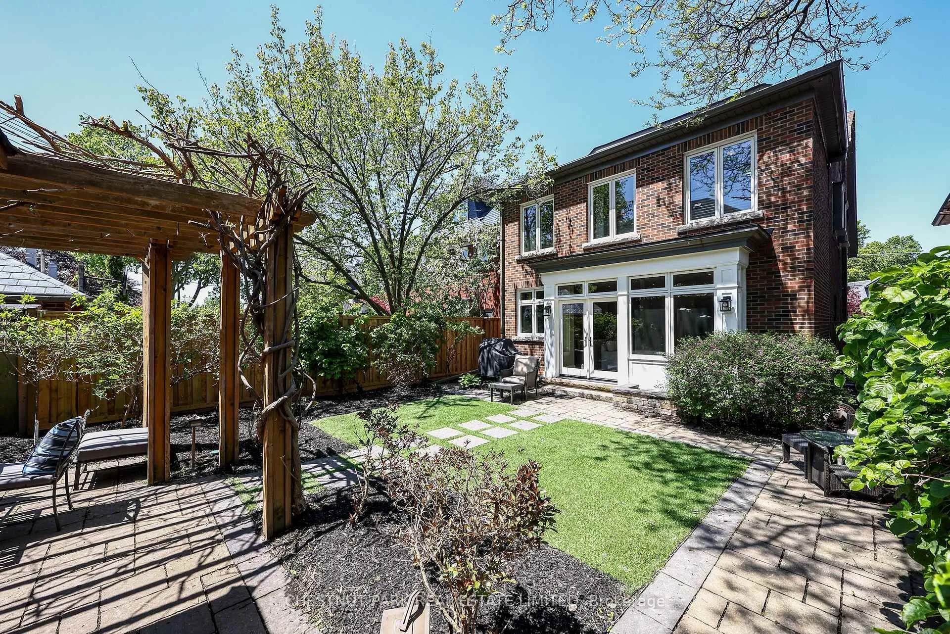 Photo 47 of 111 Glenview Avenue, Toronto, Lawrence Park South — HOMEH