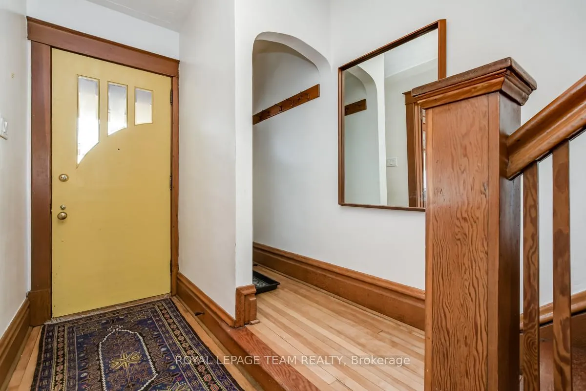 Photo 3 of 995 Gladstone Avenue, Ottawa, Hintonburg — HOMEH