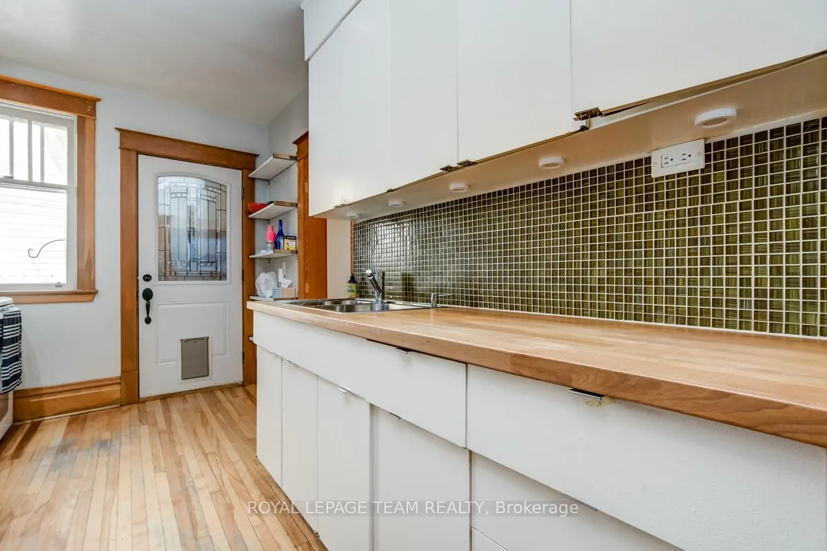 Photo 12 of 995 Gladstone Avenue, Ottawa, Hintonburg — HOMEH