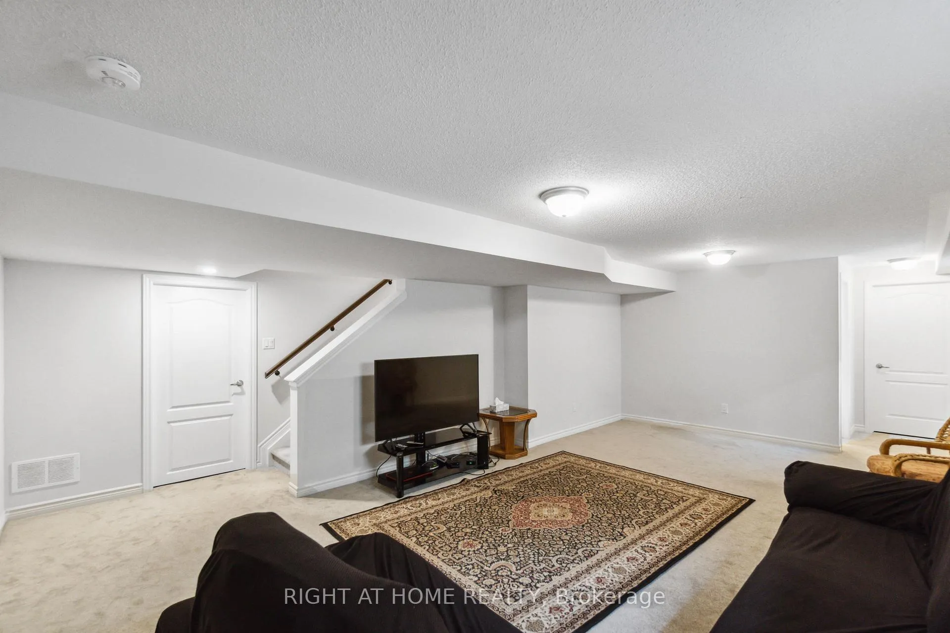 Photo 28 of 503 Ponthieu Circle, Ottawa, Chapel Hill South - Orleans Village — HOMEH