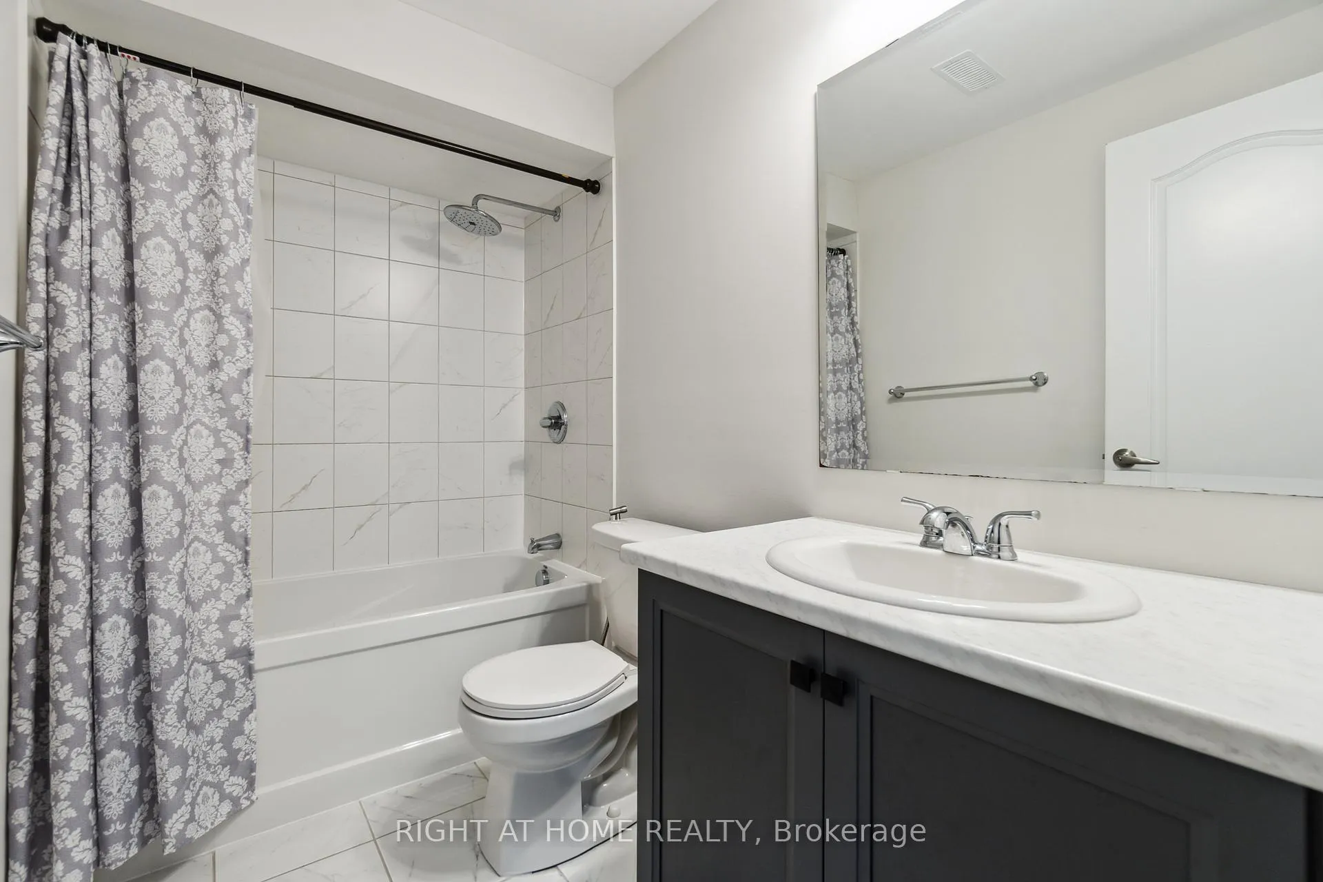 Photo 30 of 503 Ponthieu Circle, Ottawa, Chapel Hill South - Orleans Village — HOMEH