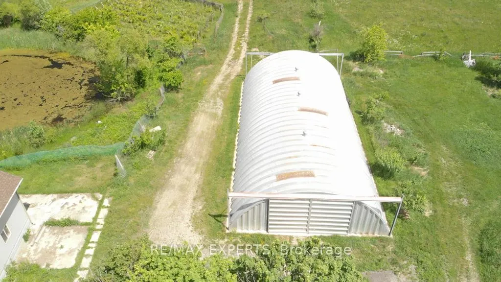 Photo 46 of 7440 17th Side Road, King, Schomberg — HOMEH