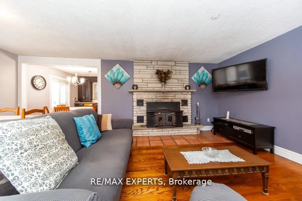 Photo 9 of 7440 17th Side Road, King, Schomberg — HOMEH
