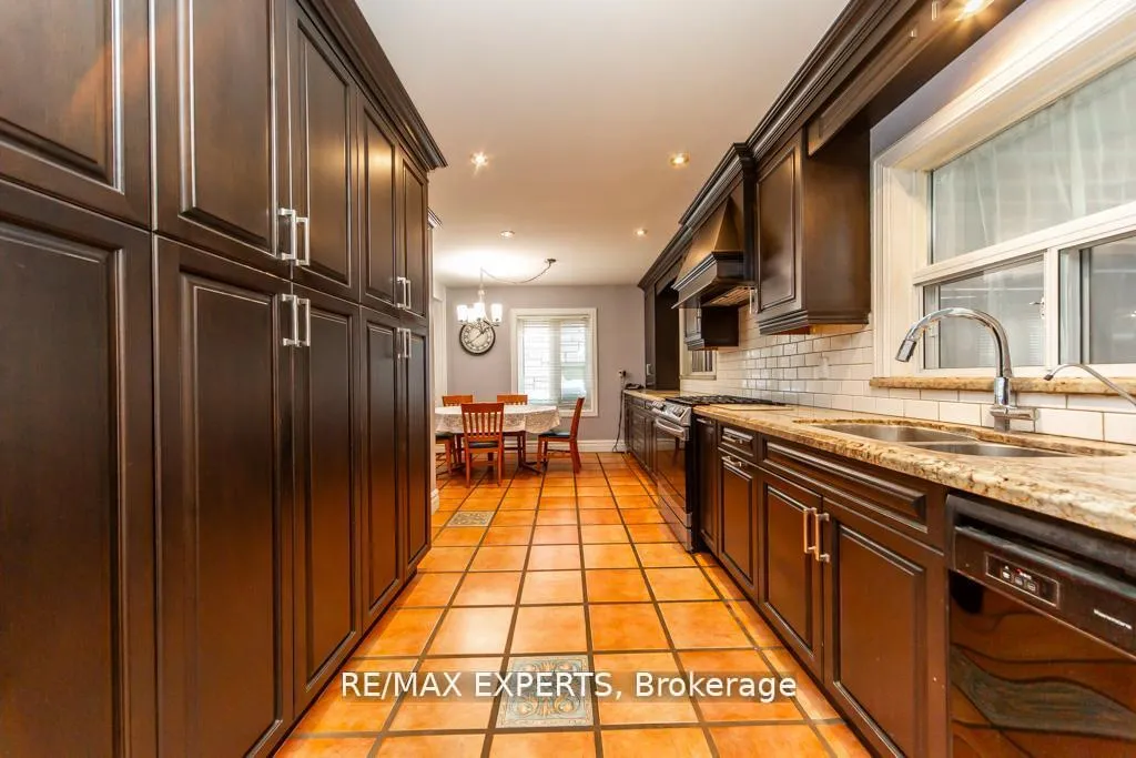Photo 15 of 7440 17th Side Road, King, Schomberg — HOMEH