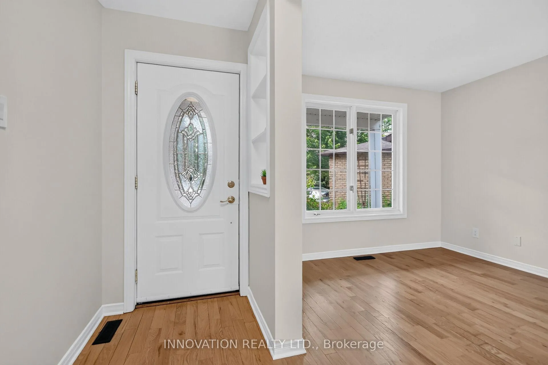 Photo 5 of 85 Hewitt Way, Ottawa, Kanata - Katimavik — HOMEH