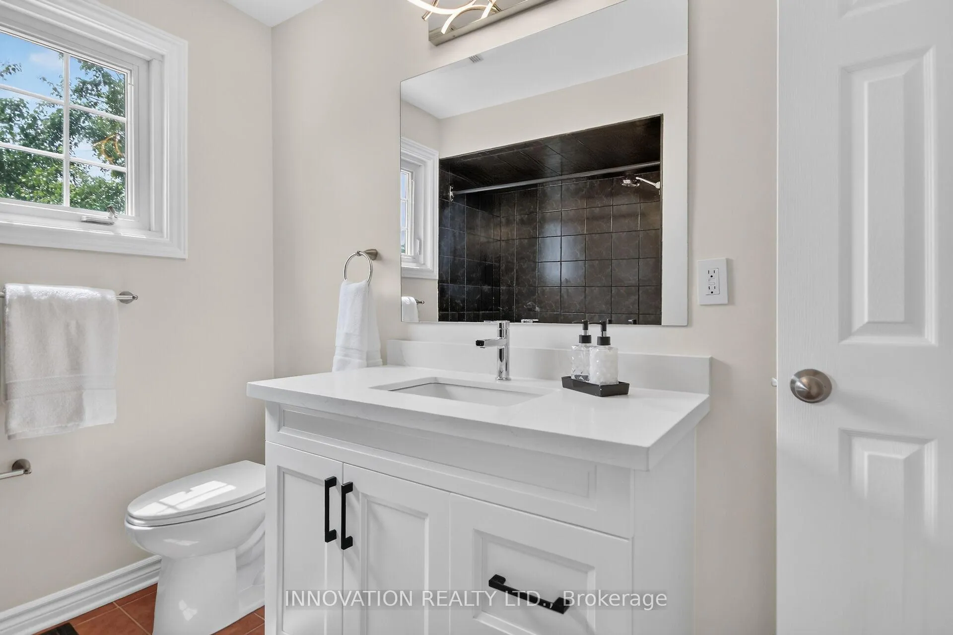 Photo 33 of 85 Hewitt Way, Ottawa, Kanata - Katimavik — HOMEH
