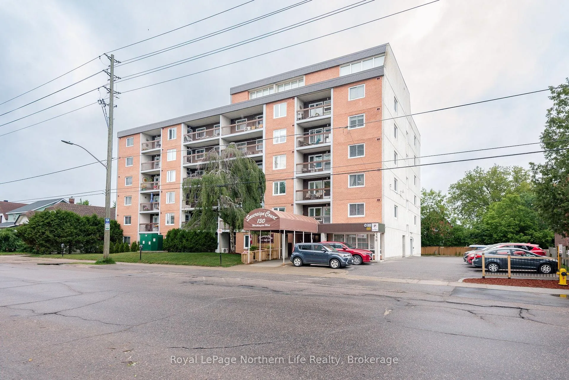 Front of Unit 502, 130 Worthington Street W