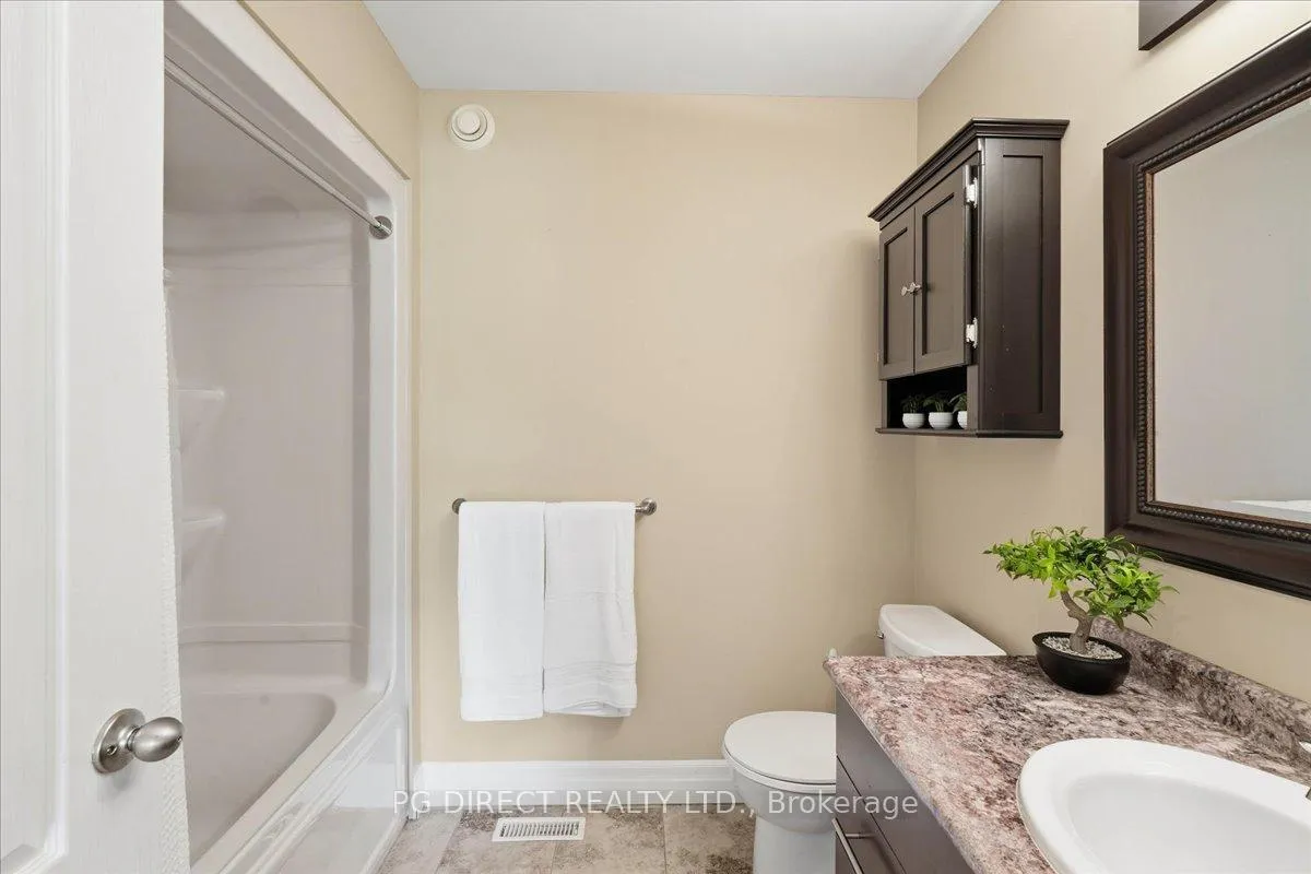 Photo 8 of 49 Whispering Woods Drive, Quinte West, Murray Ward — HOMEH