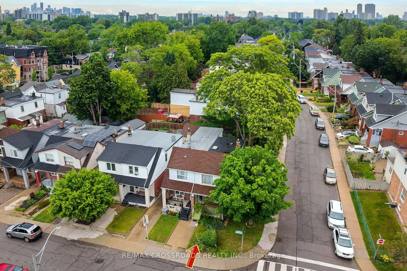 Photo 4 of 90 Milverton Boulevard, Toronto, Danforth — HOMEH